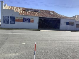 Donald Tyre & Exhaust Centre (Plus Freehold Property!)