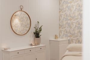 Established, Low-Risk Holistic & Allied Health Clinic