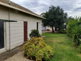 Freehold, Business on Vendors terms.