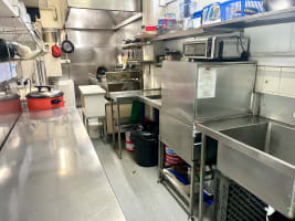 Successful Profitable Fully Licensed Cafe Restaurant Trading Weekly 24 Hrs t/o $370K++