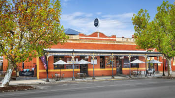 Iconic Freehold Hotel – Proven Performer ideally positioned in the heart of Creswick