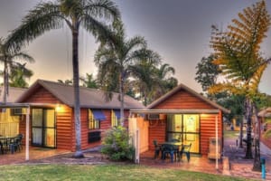 Coastal Caravan Park - island views and  just a short stroll to the town centre and beachfront