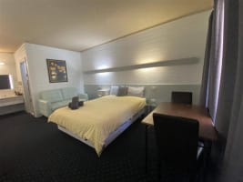 12-Room Leasehold Motel Offering Strong Profits, a 30-Year Lease & Lifestyle Opportunity