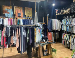 Coastal Fashion Boutique in Prime Beachfront Tourist Spot