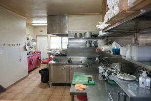 TAKEAWAY & CAFÉ