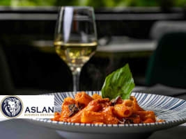 RESTAURANT FOR SALE IN GOLD COAST