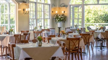Fortnums Restaurant & Wedding Venue - Sassafras