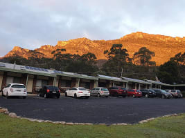 A BEAUTIFUL LOCATION TO OWN YOUR OWN FREEHOLD MOTEL - 1836MF