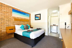 26-Room Leasehold Motel in Thriving Murray River Region