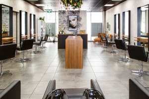 Underwraps Hair Studio - Well Established - Top Location