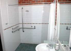 UNDER CONTRACT - Poachers Paradise Motel, Rutherglen VIC - 1P0523