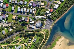 Iconic Coastal Tavern and Freehold for Sale