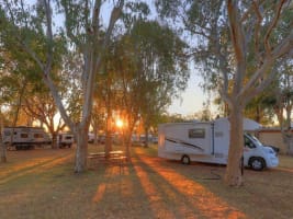 MONEY MAKER, EXCEPTIONAL LIFESTYLE WITH INCOME - 1036CPL