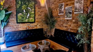 Jungle Boy & Tully's - Two very different bars in one location