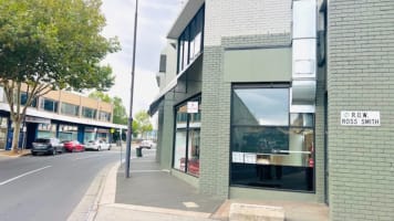 Fully Fitted Modern Pizzeria with Premium Fit-Out