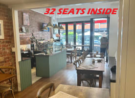 Beautiful Cafe/Restaurant that has it all.