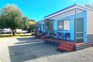 LEASEHOLD - BIG 4 Cabin Park Hay, NSW - 1P0183
