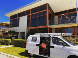 Uhbcxw7dyhqkjbure1vg