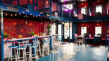 Evies Disco Diner - A Vibrant Neon-Soaked Fitzroy Spot