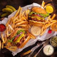 Busy Burger Business - Easy To Run