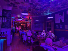 Iconic Gin Bar, Restaurant & Freehold Award-Winning Hospitality Venue