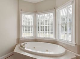 Long-Standing Retailer with Exclusive Premium Brands