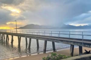 Coastal Caravan Park - island views and  just a short stroll to the town centre and beachfront