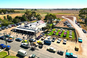 FREEHOLD VACANT POSSESSION - Blighty Hotel, NSW - 1P0436