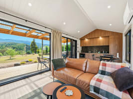 LUXURY TOURISM RETREAT & LIFESTYLE PROPERTY | APPROVED EXPANSION | TASMANIA