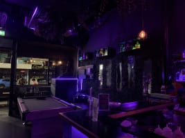 WIWO New Cocktail Bar situated on the iconic Chapel Street + Mobile Bars Busines