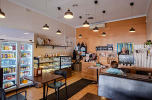 Well-Known Adelaide Café & Grill in Goodwood – 200+ Google Reviews | Genuine Retirement Sale