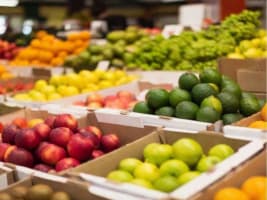 Profitable Fruit & Veg Shop in a Hot Location