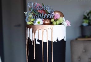 Profitable Small-Batch Bakery/Cake/Cafe Tkg.$15,000 p/w! (Our Ref: V2094)