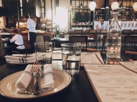 Beautiful Balwyn Restaurant *Modern Western Cuisine *Seats 65 *Liquor Licence *Asking $79,000 [22...