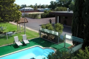 UNDER CONTRACT - Nicholas Royal Motel, Hay NSW - 1P0535