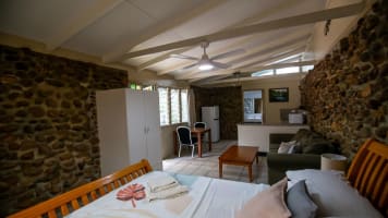 Sapphire Caravan & Cabin Park - Established Park in a Renowned Outback Tourism Region