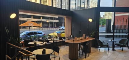 5 DAY BEAN BAR ESPRESSO FRANCHISE TRANSITIONING INTO PICOLO ME FRANCHISE FLINDERS STREET GROUND F...