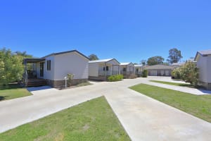 LEASEHOLD TOURIST PARK WITHIN 2HRS OF BRISBANE, PRISTINE CONDITION - 857CPL