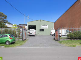 Canineology Centre | Established Doggy Day Care, Dog Grooming & Pet Transport Business - For Sale...