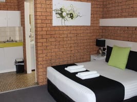 NSW LEASEHOLD OPPORTUNITY, 27 ROOMS, 22 YEAR LEASE - 1640ML