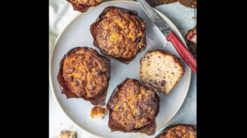 Indulge in Sweet Success with Mrs. Fields® Bakery Cafe Franchise!