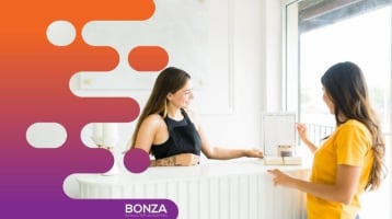 36456 Established Lash & Brow Studio - Repeat Clients & Growth Potential