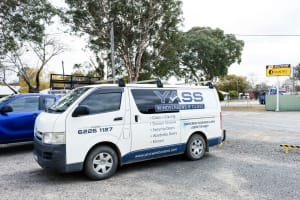 LEASEHOLD - Yass Windscreens & Glass NSW - 1P0518