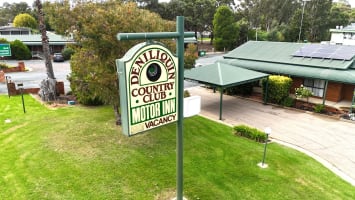 LEASEHOLD - Country Club Motor Inn, Deniliquin NSW - 1P0590