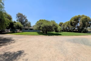 Post Office Hotel & Caravan Park