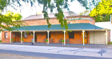 FREEHOLD - Devenish Railway Hotel VIC - 1P0552