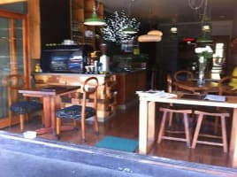 Best busy restaurant in st Klida east