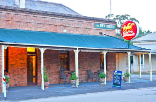 FREEHOLD - Devenish Railway Hotel VIC - 1P0552