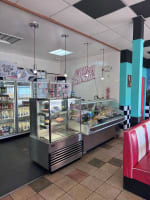 Popular Cafe/Diner in Prime Wellington Location with Growth Potential