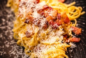 Italian Pizzeria, with Strong T/O in Prime Ascot Vale Location! (Our Ref: V2118)